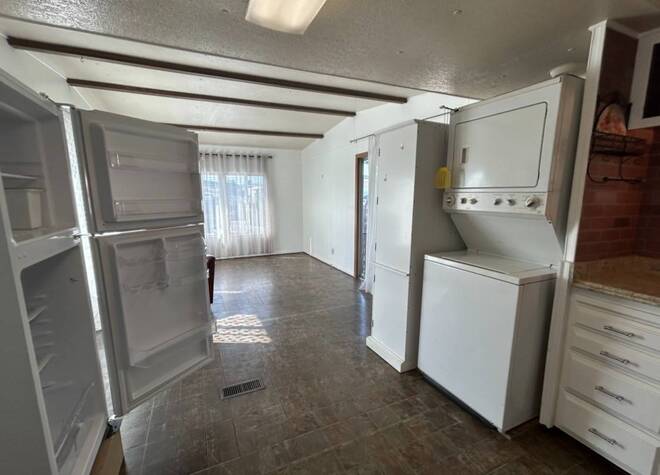 Lynnwood South Mobile Estates, #57
