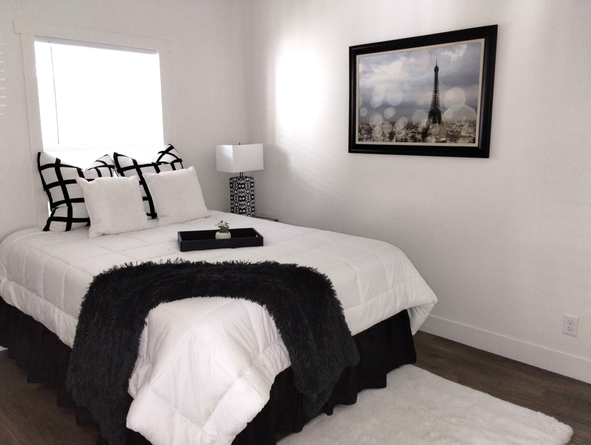 Pacific Mini SM 3- 2BD & 2BA 720 SQFT