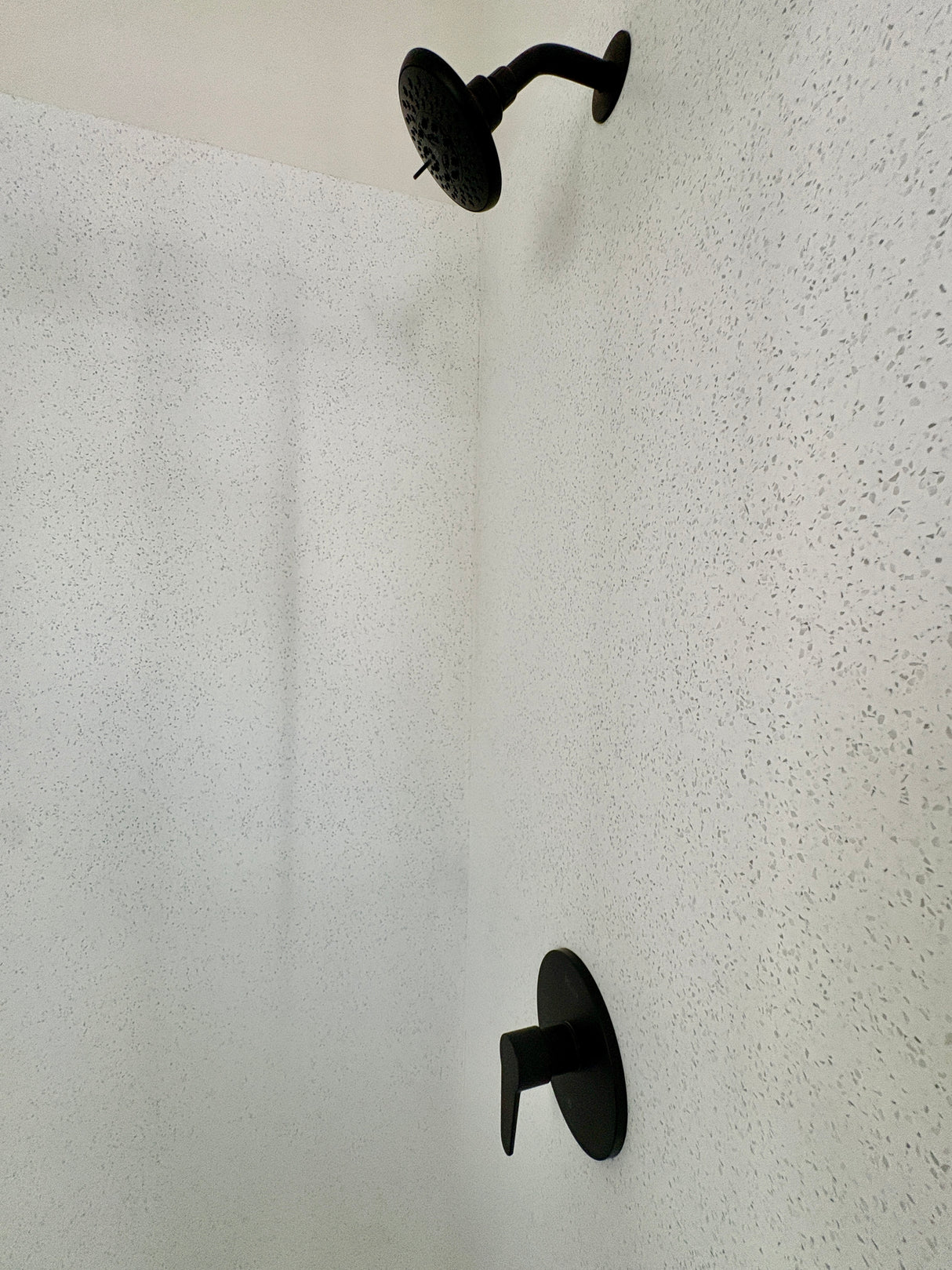 Pacific New Age SM9- 3BD & 2BA 1,188 SQFT