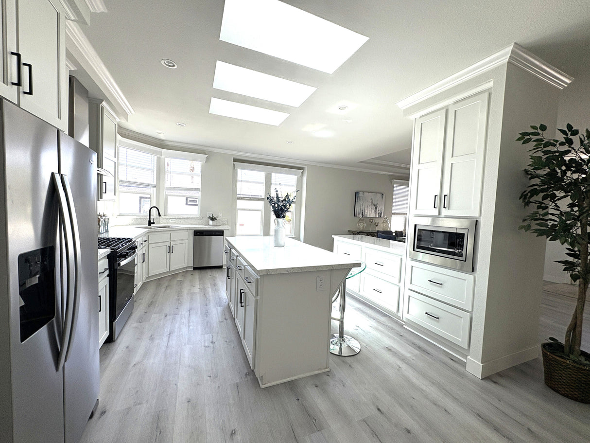 Pacific Palace SM5- 3BD & 2BA 1,831 SQFT