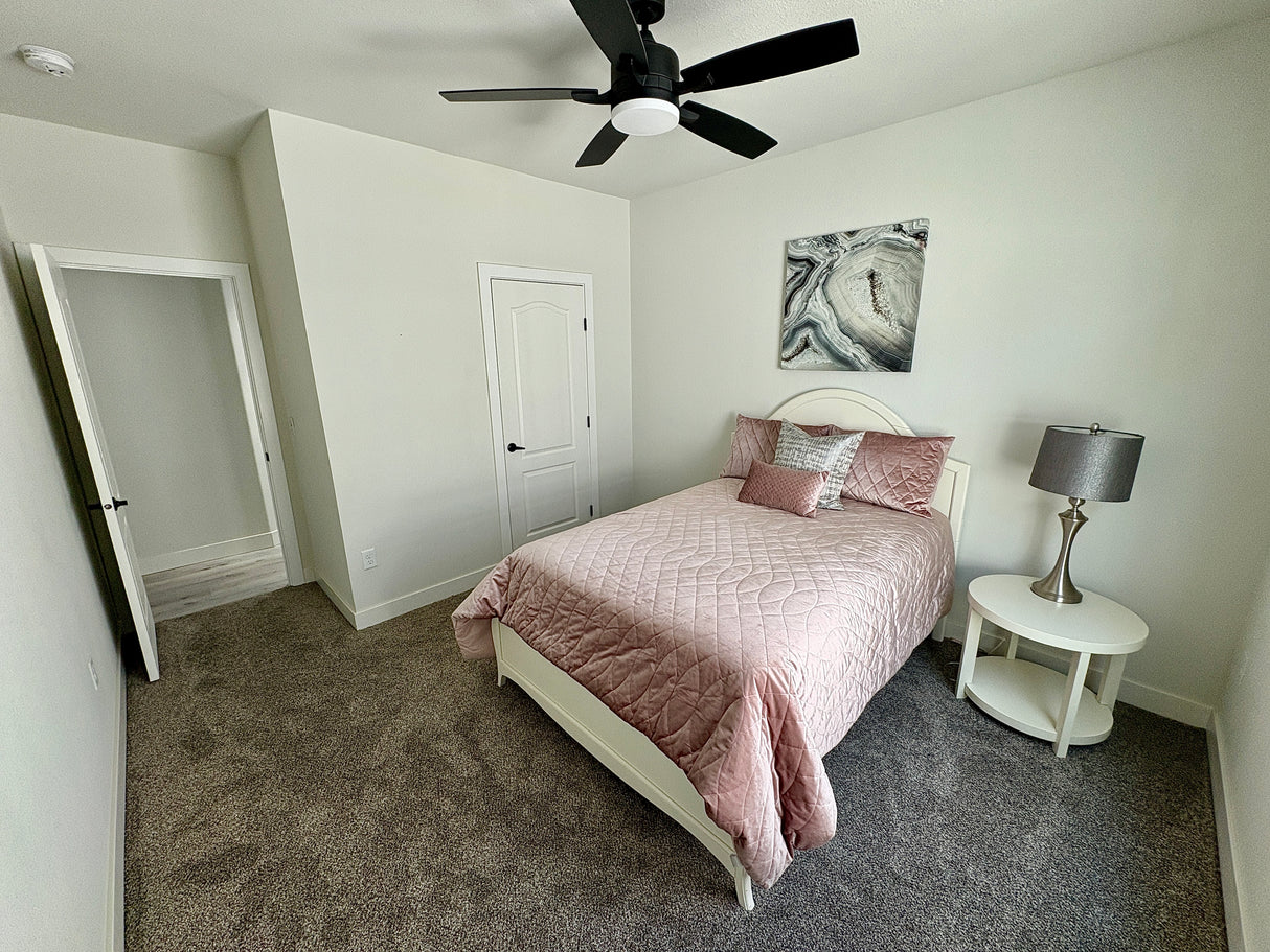 Pacific Palace SM5- 3BD & 2BA 1,831 SQFT