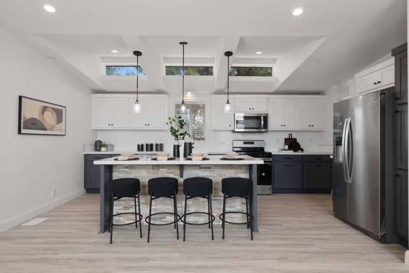 Pacific Freedom Model 2 CR2- 3BD & 2BA 1,041 SQFT