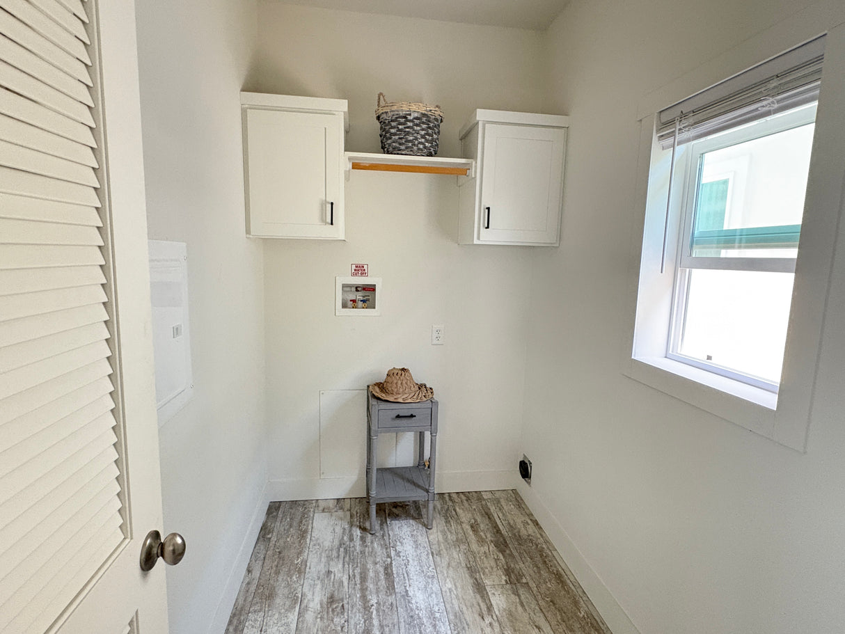 Pacific Chile SM 2- 2BD & 2BA 1,175 SQFT