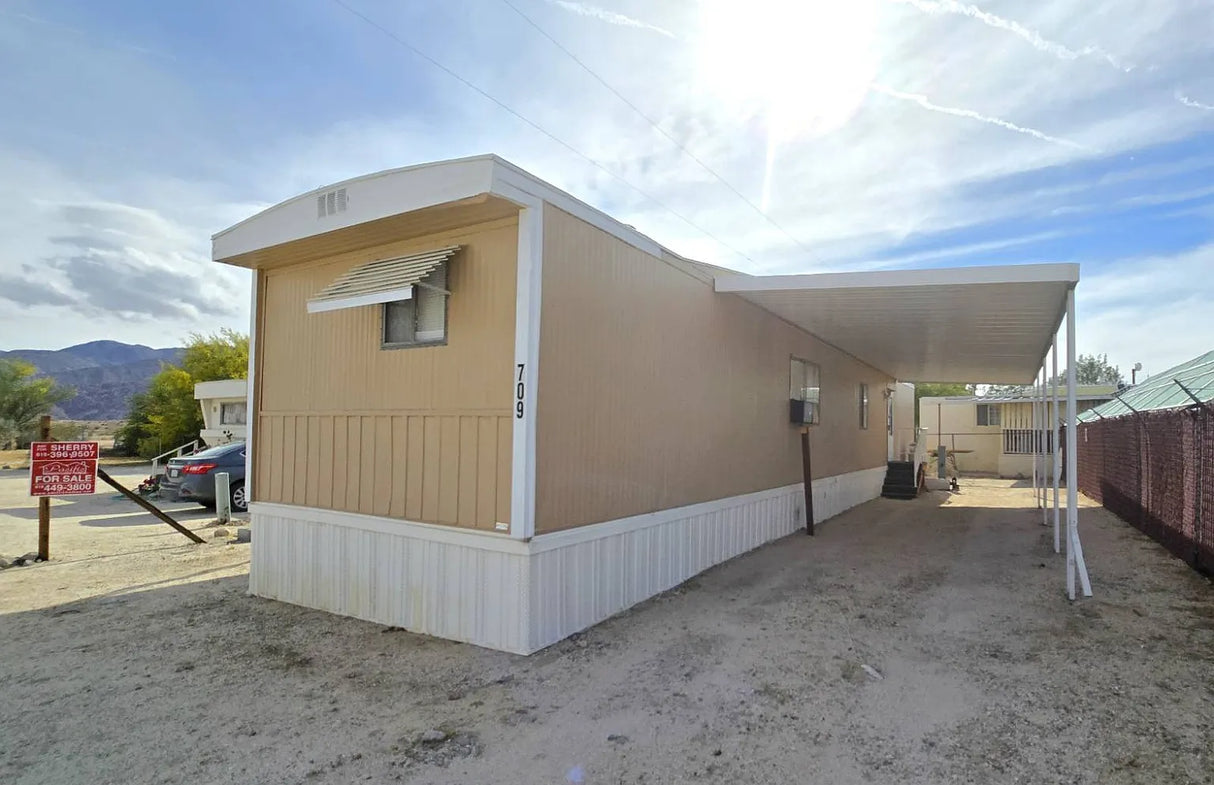 Ocotillo Oasis, Space 709