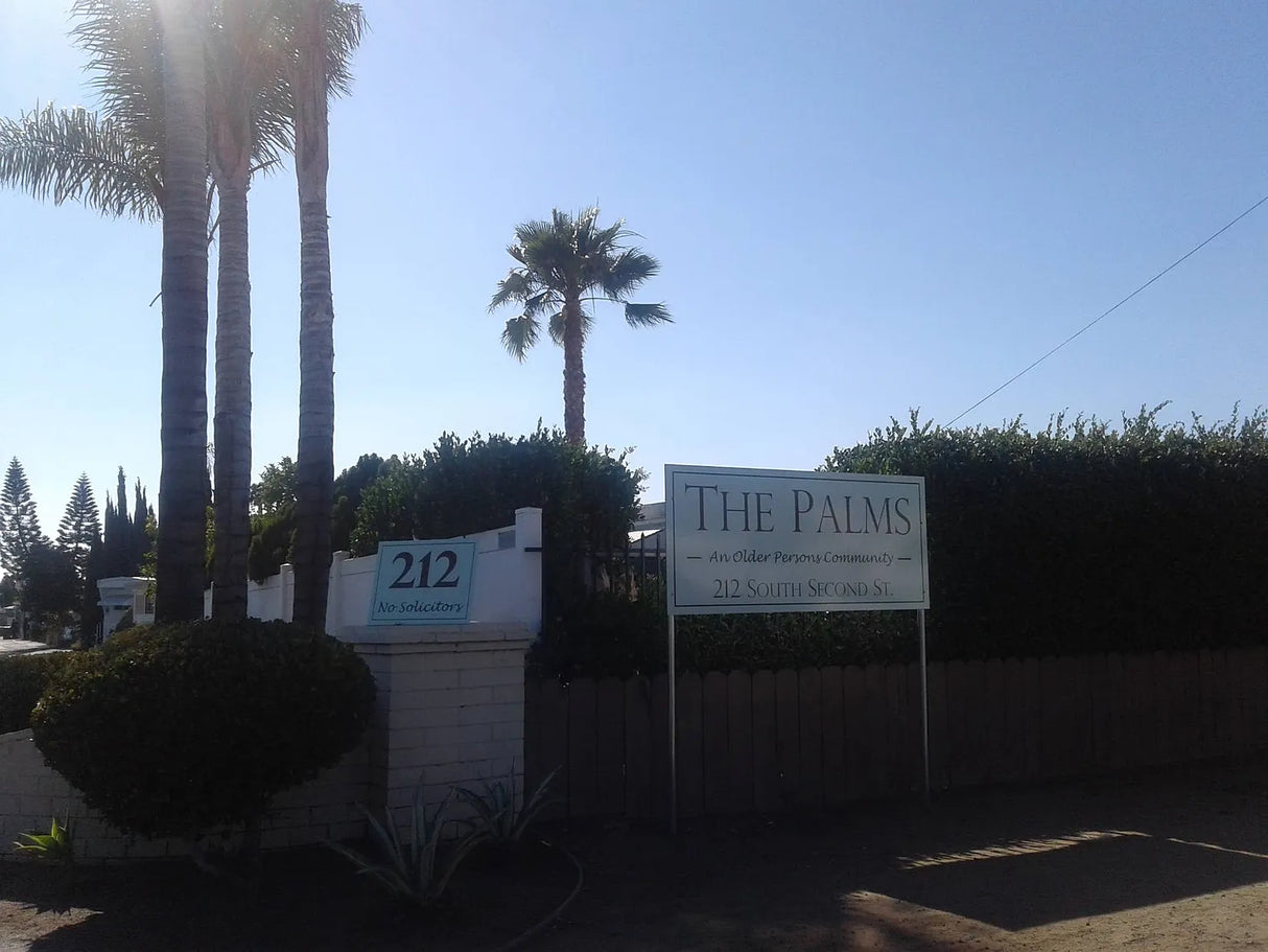 The Palms, Space 38