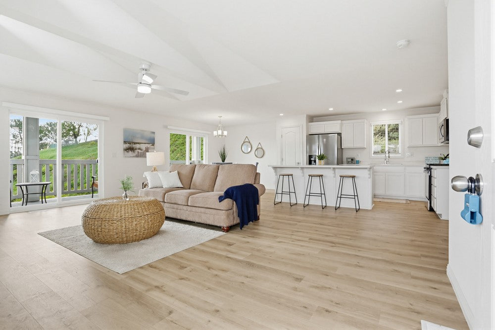 Rancho Escondido, Space 348