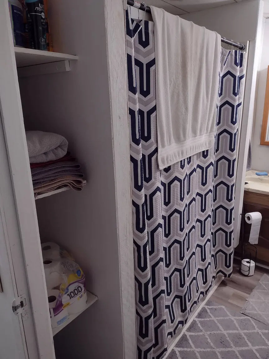 Oakridge Mobile Estates, Space 11