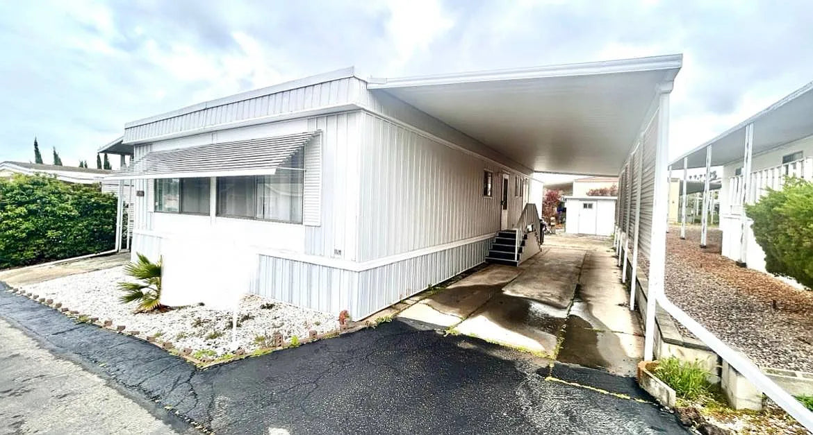 Grandview Terrace, Space 109