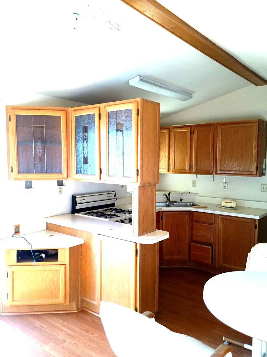 Palm Drive Court, Space D13