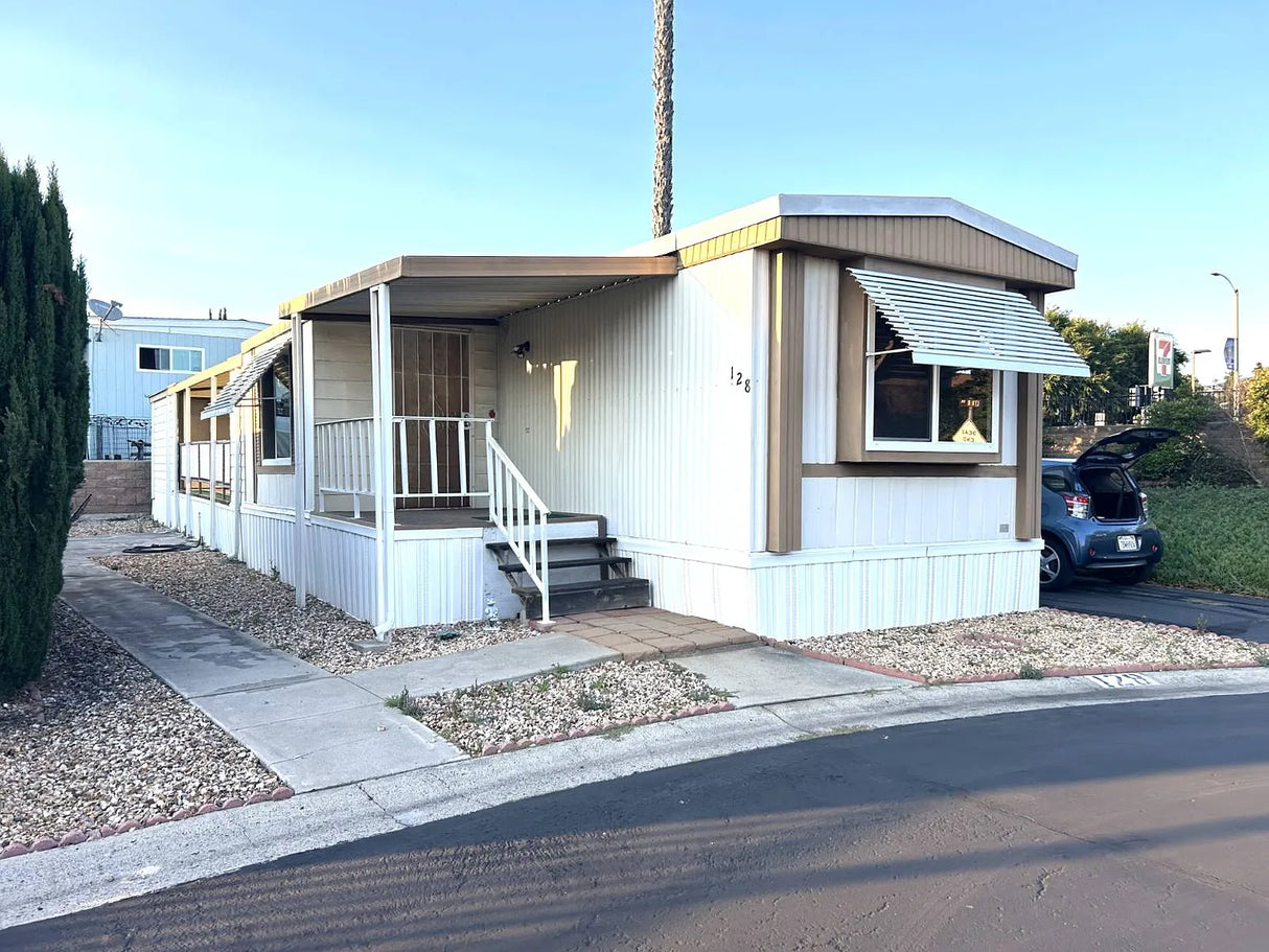 Vista Cascade, Space 128