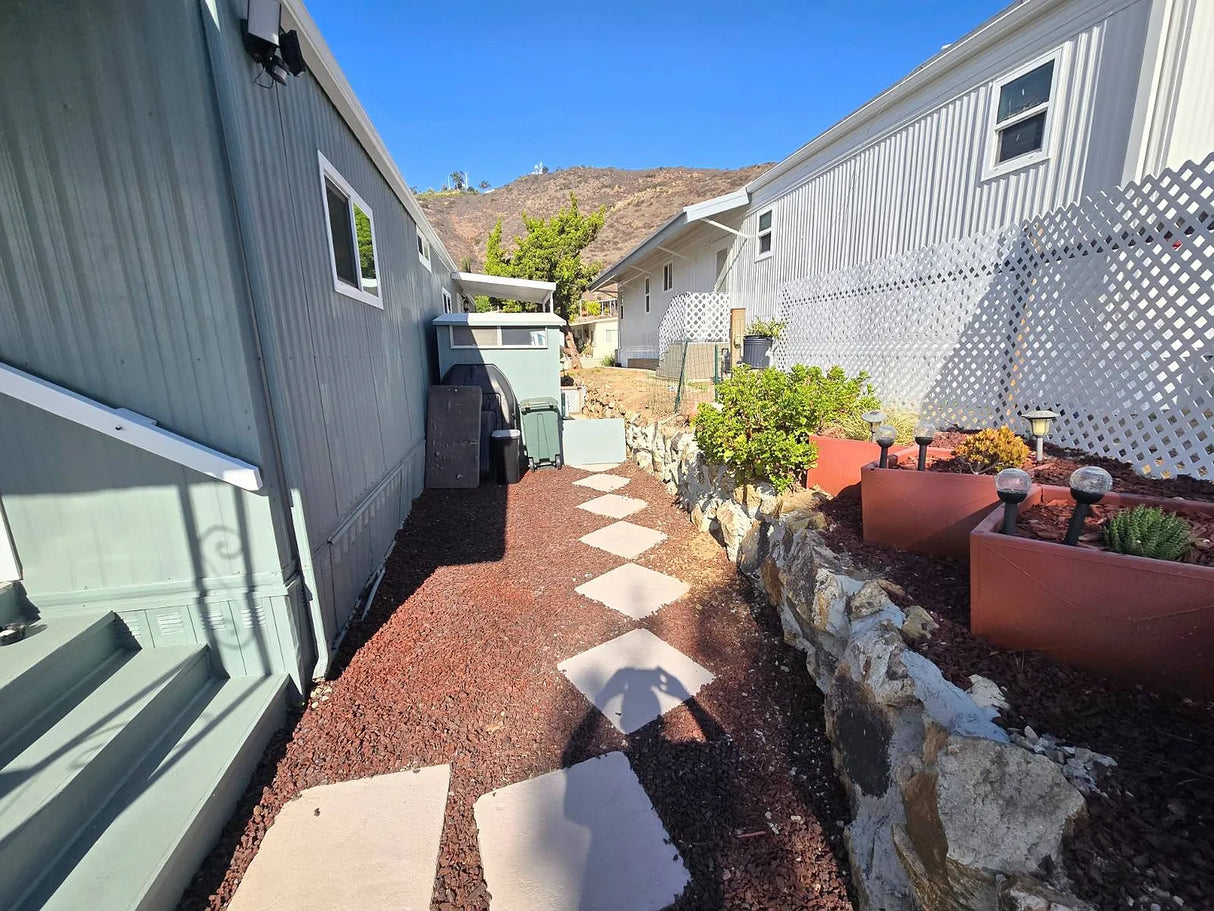 Pepperwood, Space 144