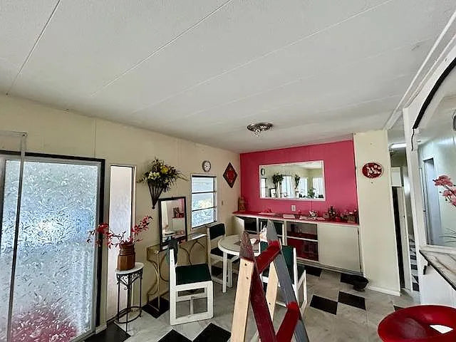 Imperial Park, Space 199