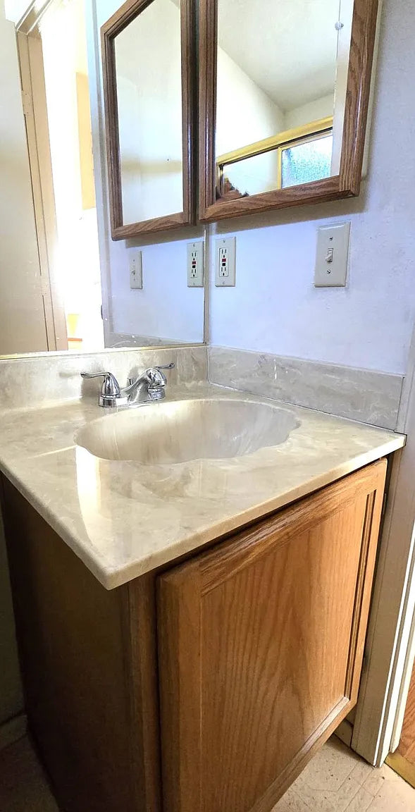 Palm Drive Court, Space D13