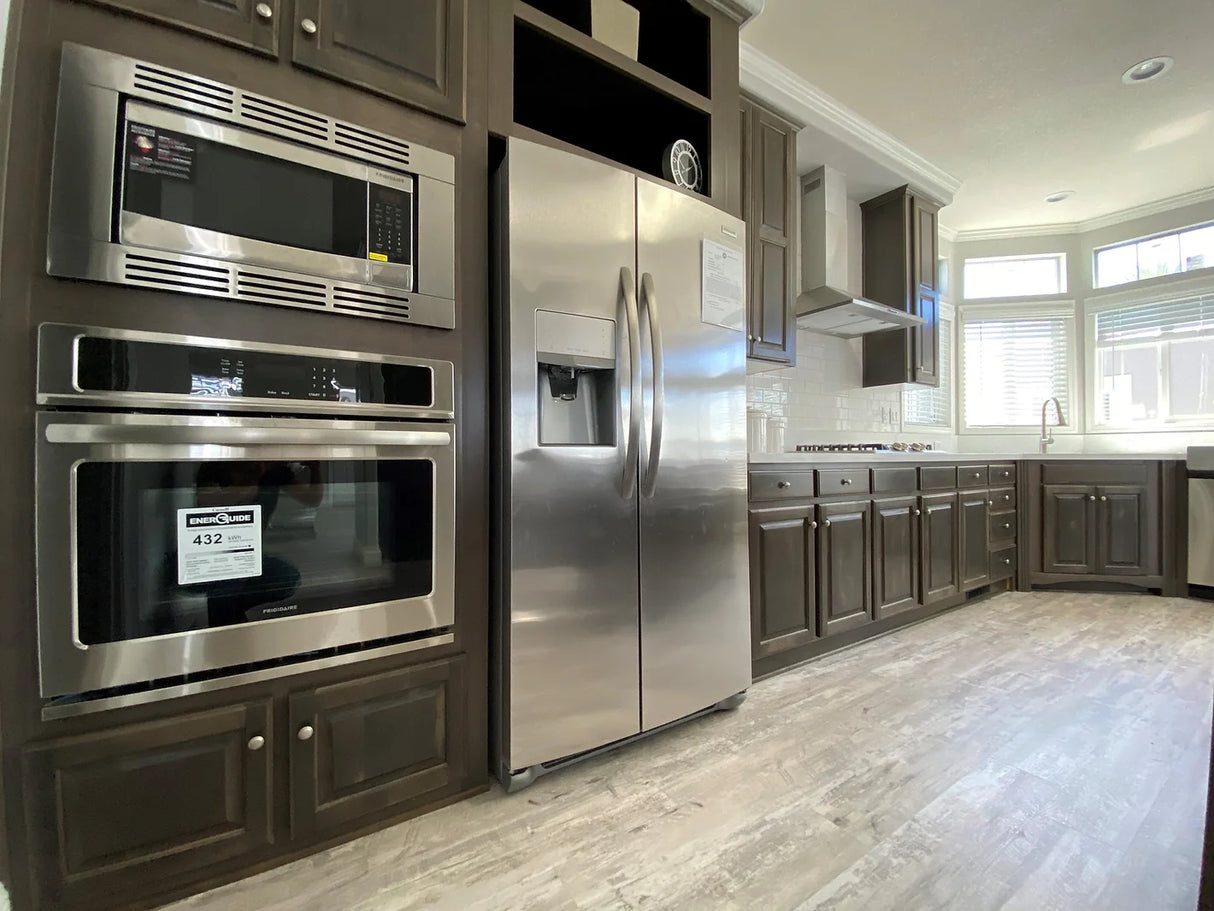 Pacific Palace 3BD & 2BA 1,831 SQFT