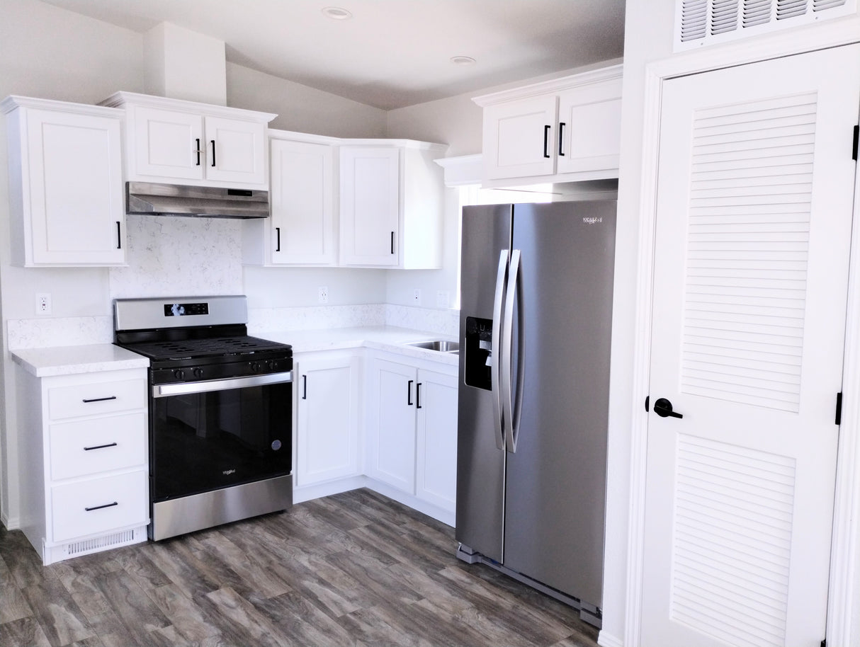 Pacific Chalet ADU SM8A- 1BD & 1BA - 398sqft