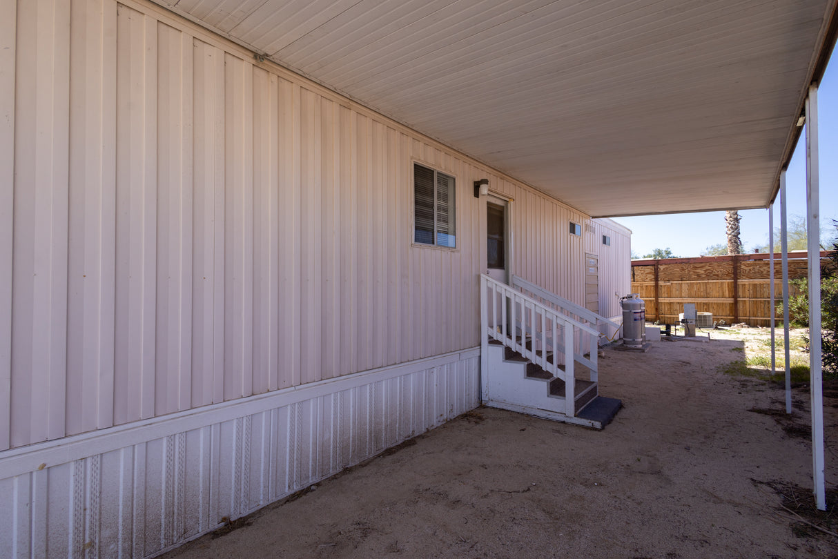 Ocotillo Oasis Mobile Home Park, Space 703