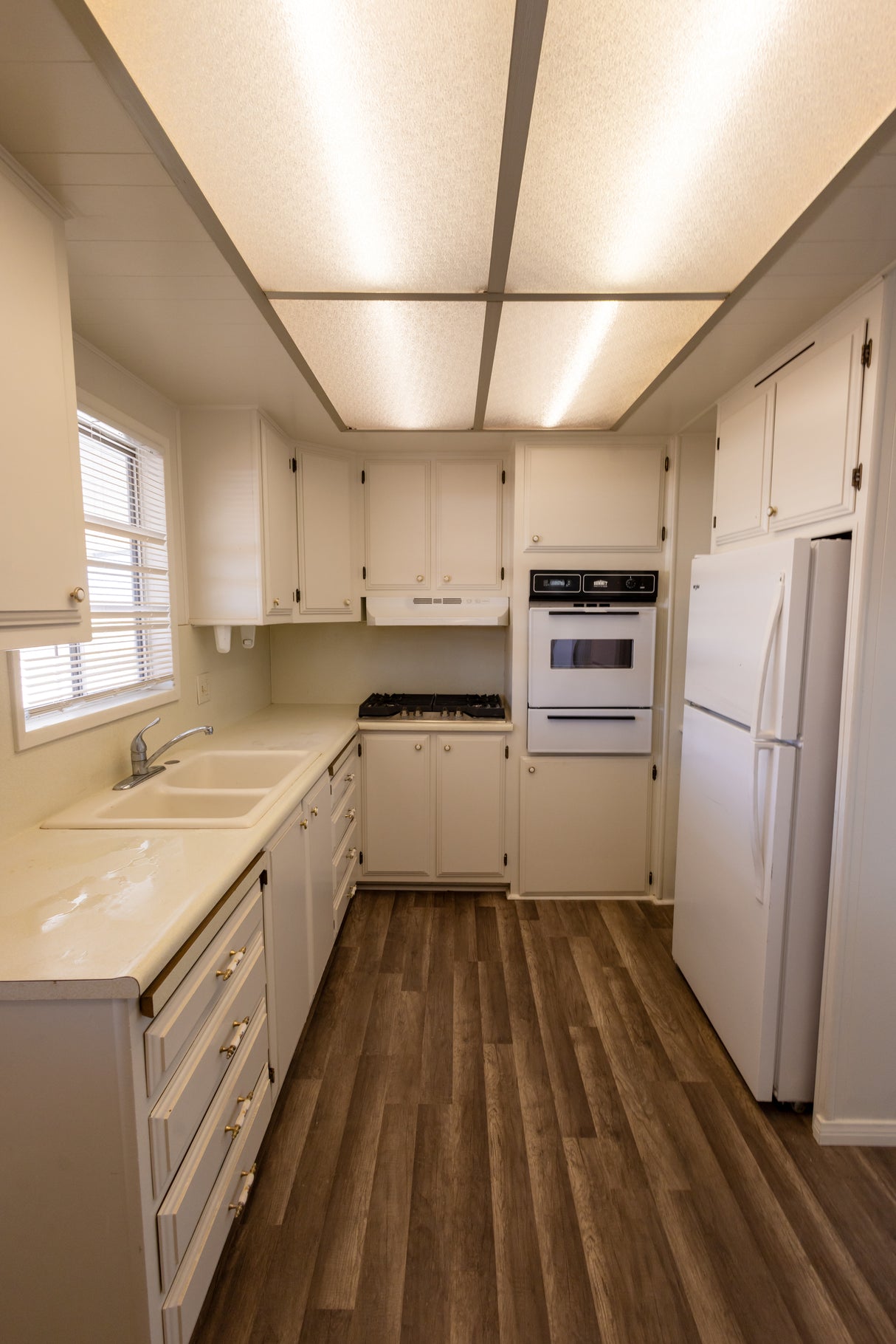Ocotillo Oasis Mobile Home Park, Space 703