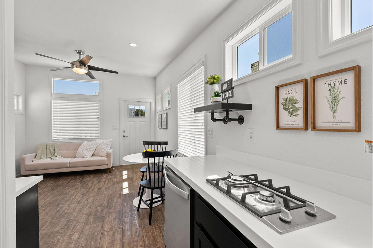Pacific Acorn 13 - Studio with Loft