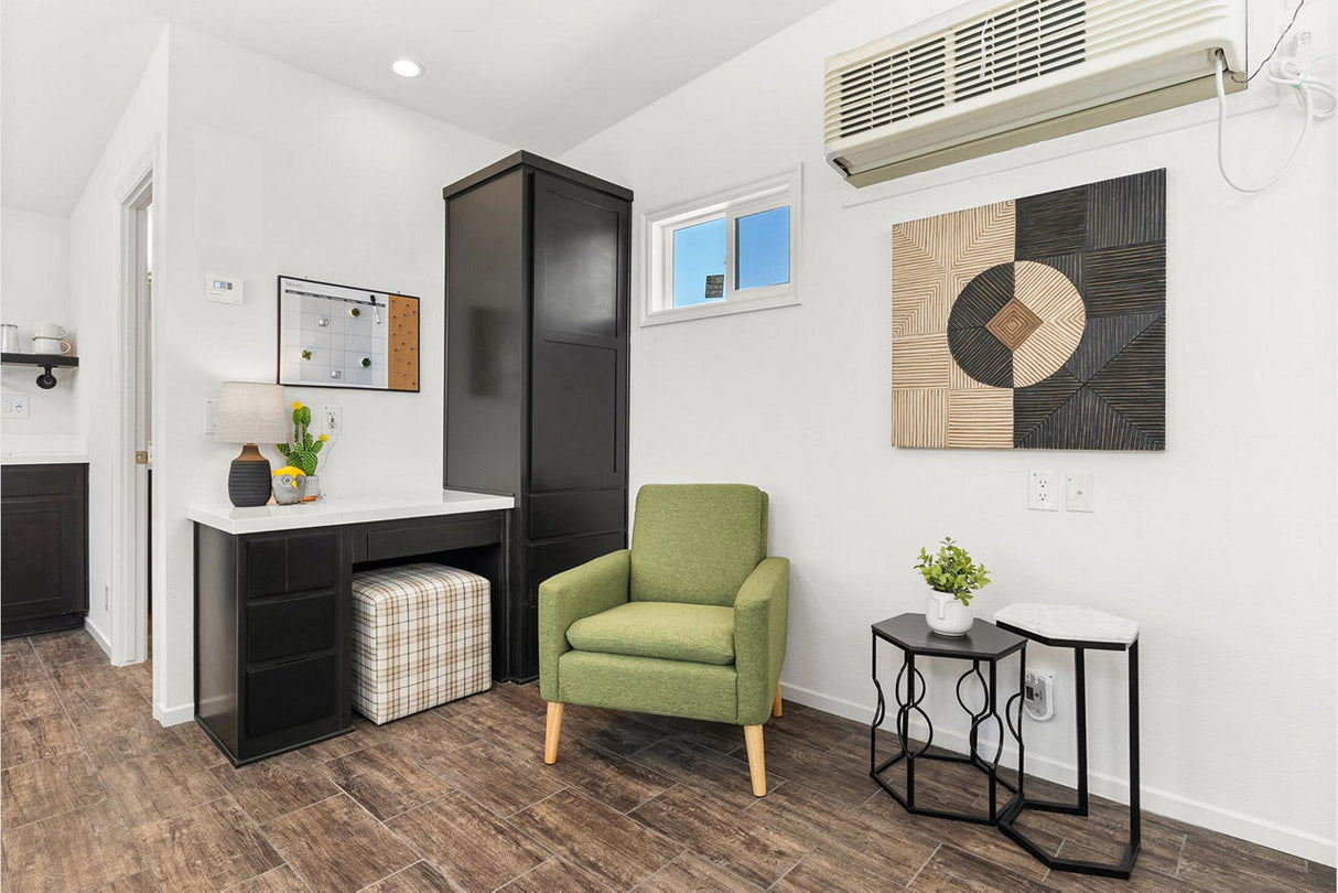 Pacific Acorn 13 - Studio with Loft