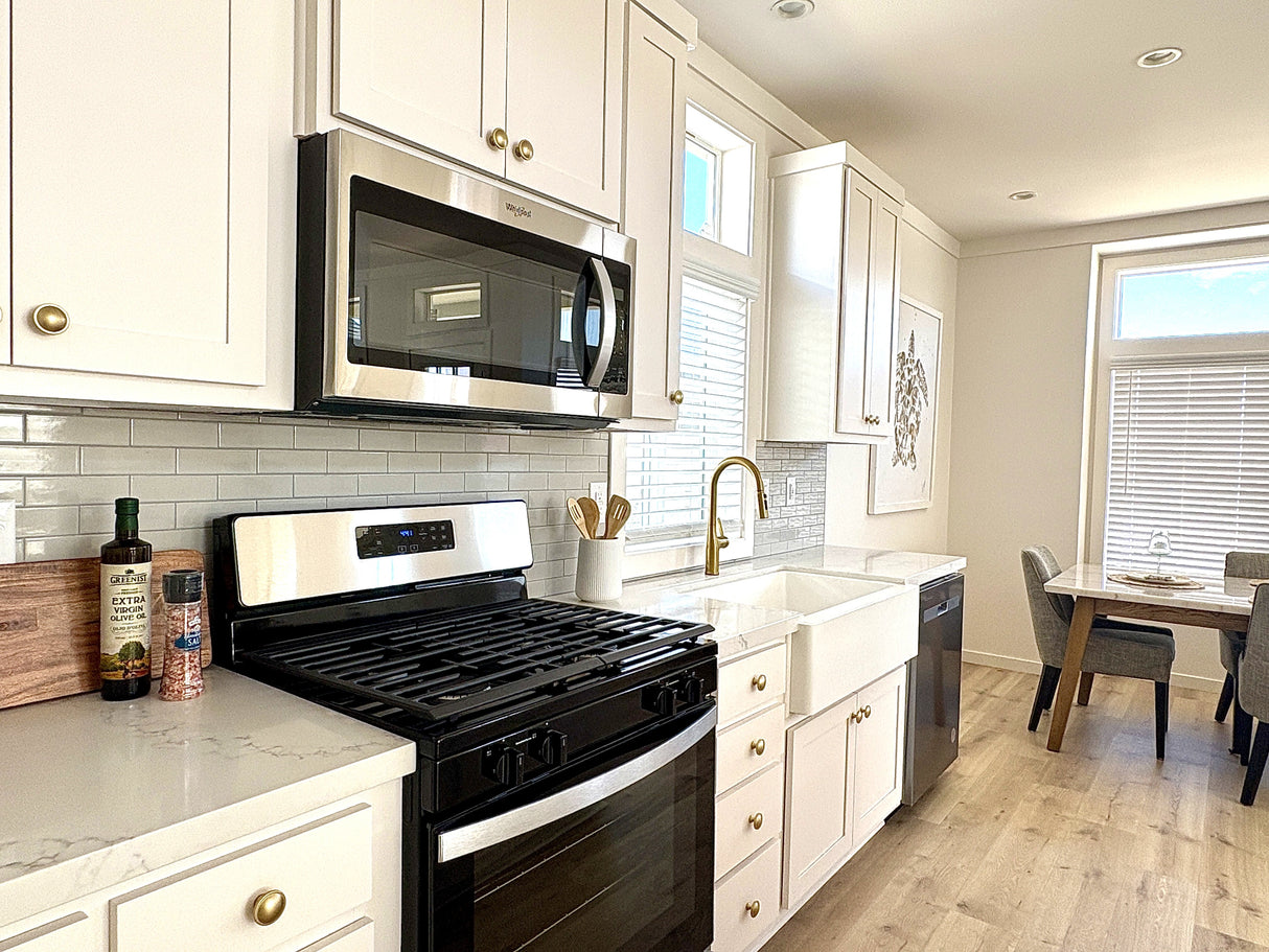 Pacific Triumph Model 3 CR3- 2BD & 2BA 1,237 SQFT