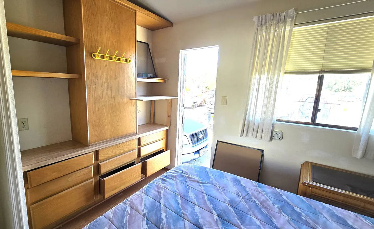 Palm Drive Court, Space D13