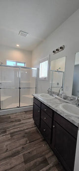 Terrace Views, Space 5