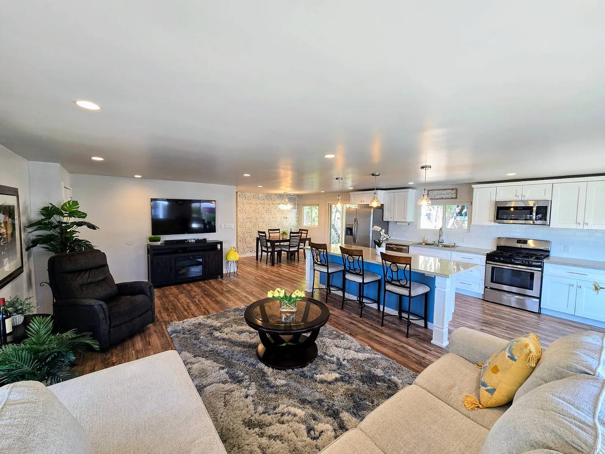 Pepperwood, Space 2