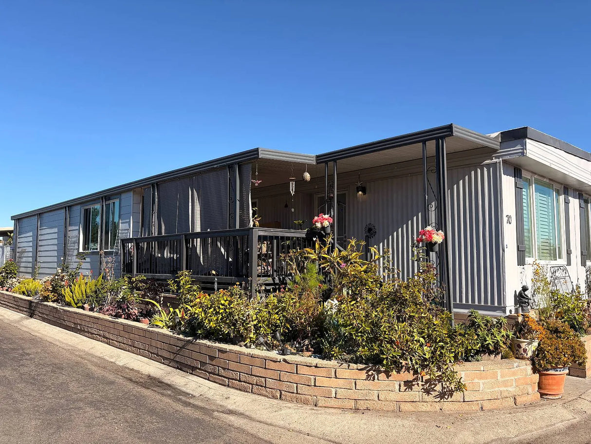 Trico Mobile Home Park, Space 70