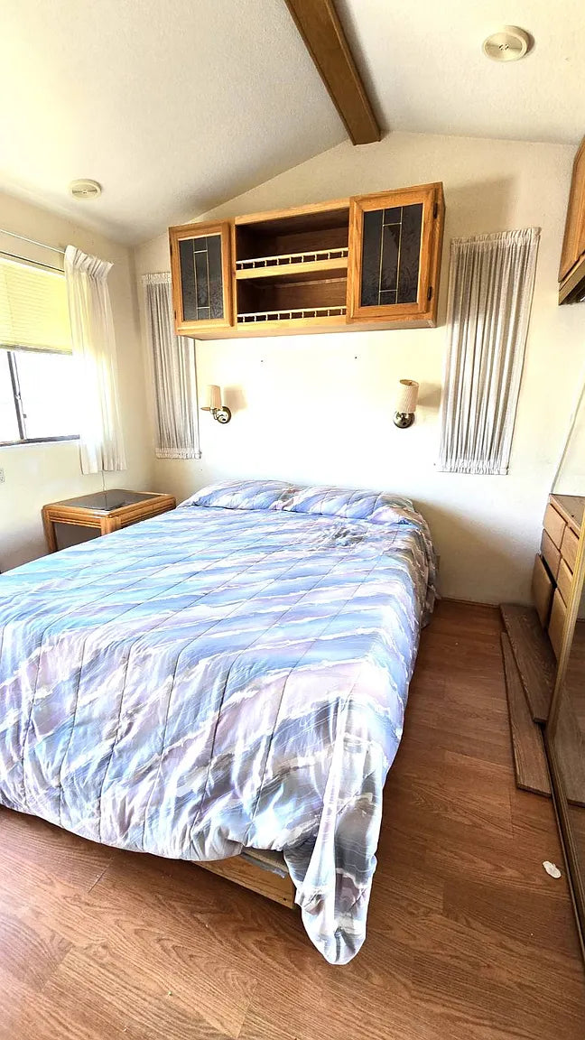 Palm Drive Court, Space D13