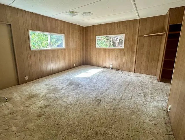 Valley Oaks, Space 157