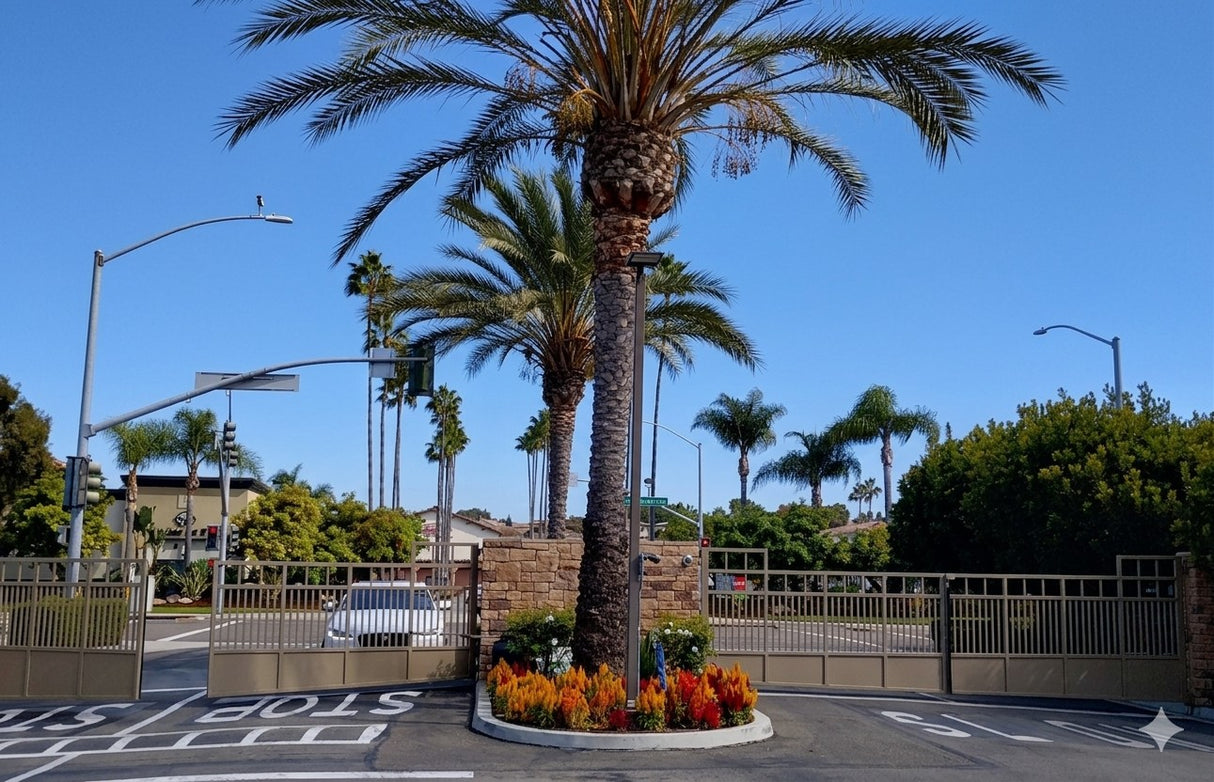Lakeshore Gardens #113