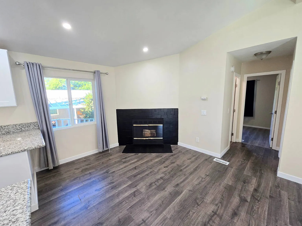 Pepperwood, Space 84