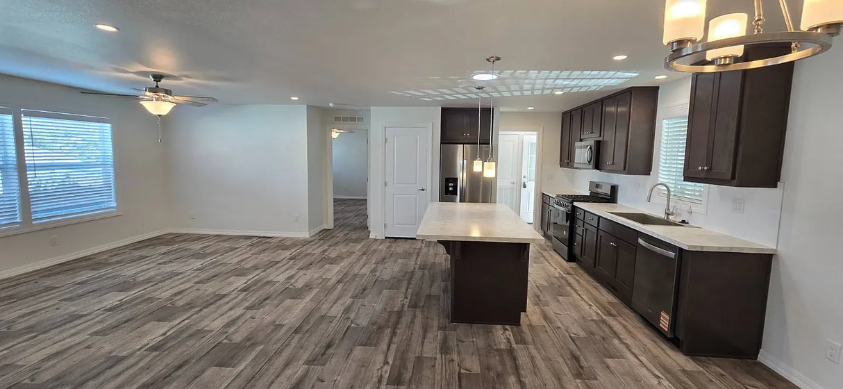 Terrace View, Space 72