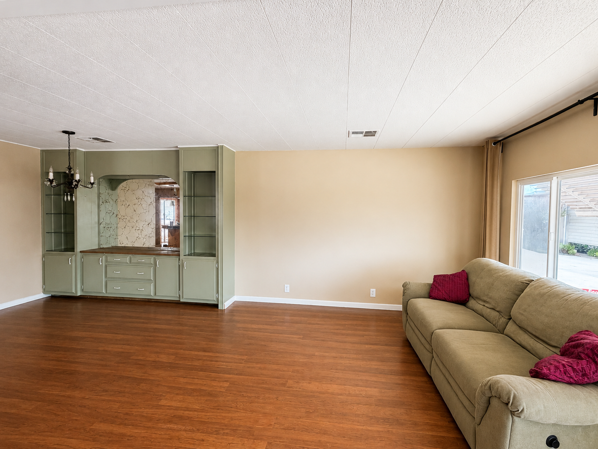 Lakeshore Gardens 7114
