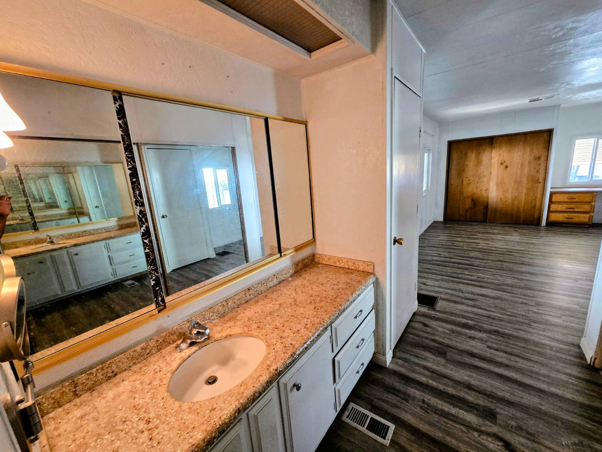 Grandview Terrace, Space 208