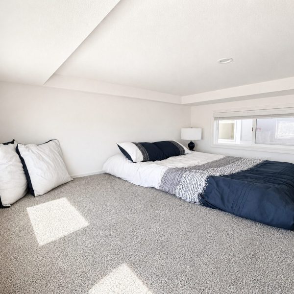 Pacific Acorn 13 loft