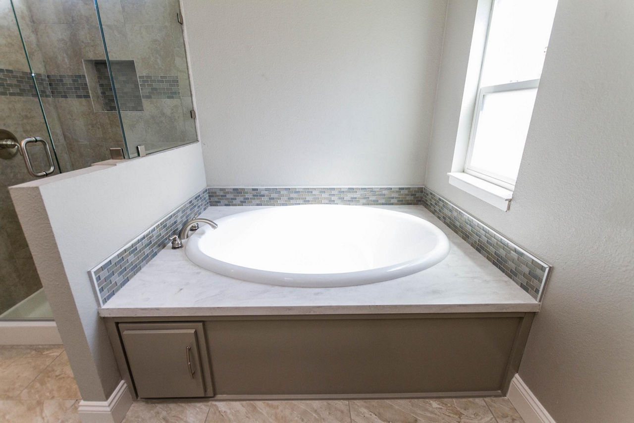 Pacific Crest 11 primary tub