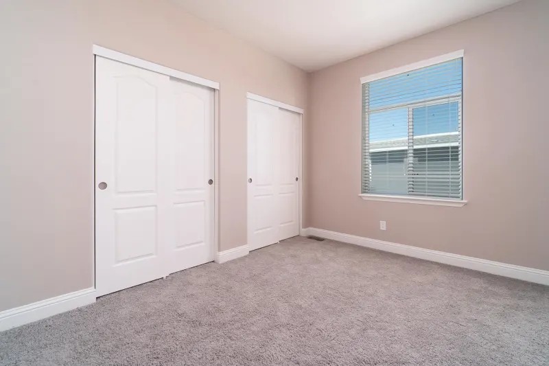 Pacific San Diego 22 bedroom closet