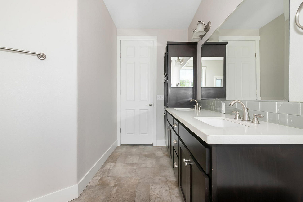 Pacific San Diego 25 primary bath storage